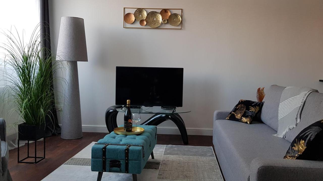 Boutique Apartman I Эгер Экстерьер фото