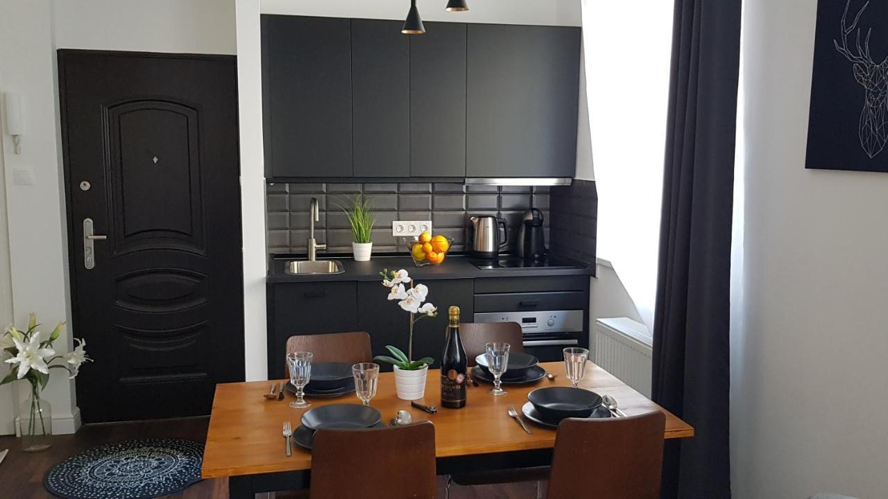 Boutique Apartman I Эгер Экстерьер фото